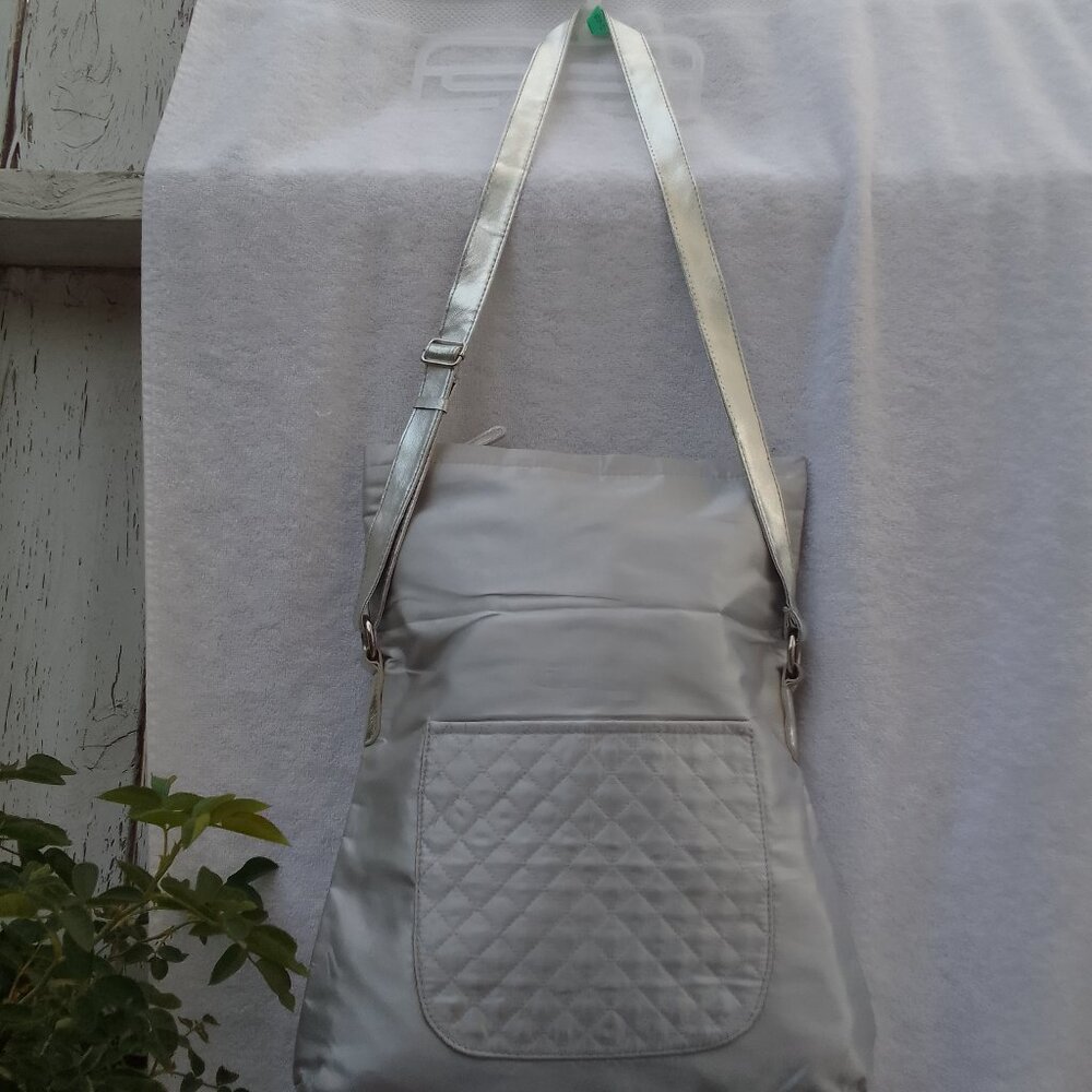 Bundle Well-Designed/2-Style/Shoulder/Crossbody B… - image 4